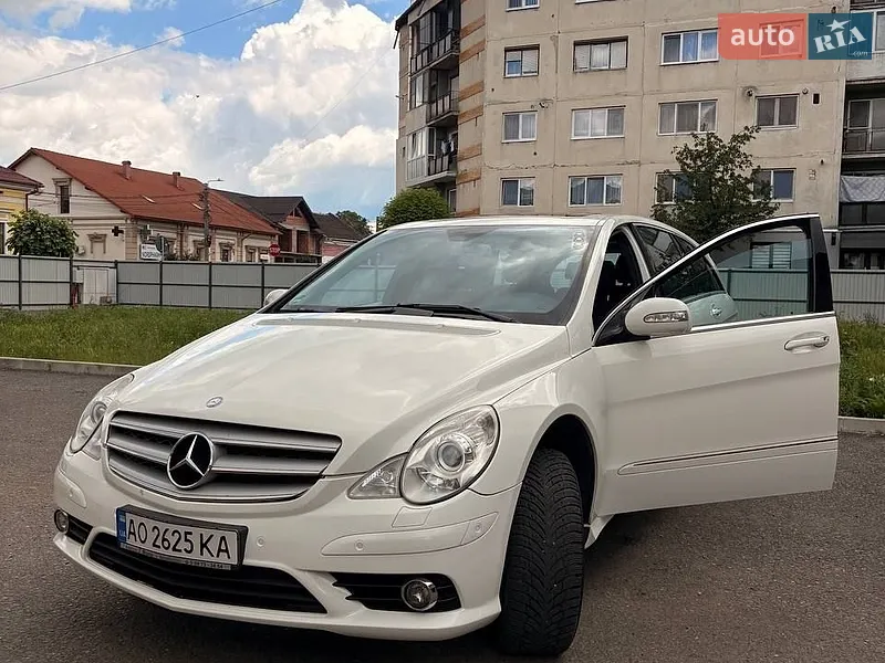 Mercedes-Benz R-Class