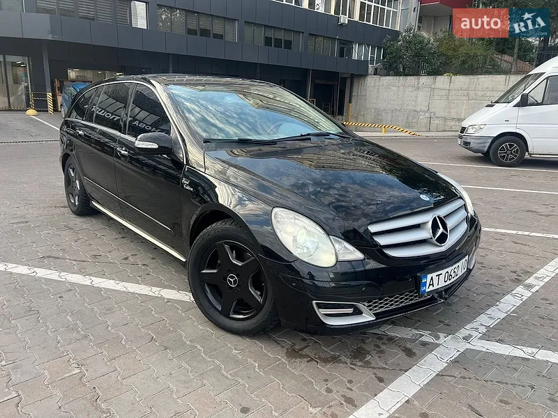 Mercedes-Benz R-Class