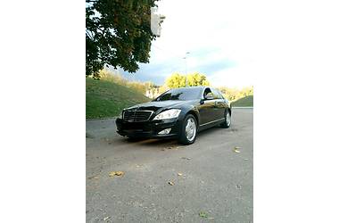 Седан Mercedes-Benz S-Class 2009 в Кропивницком