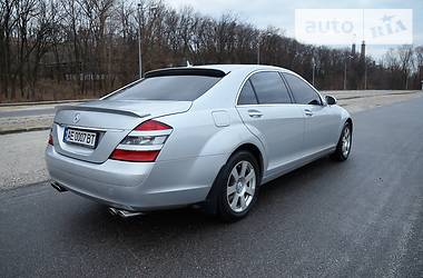 Седан Mercedes-Benz S-Class 2006 в Днепре