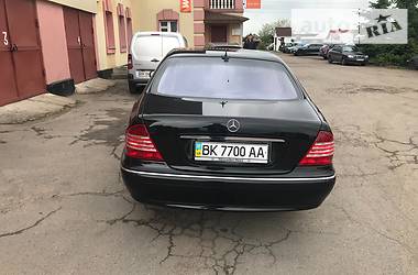 Седан Mercedes-Benz S-Class 2005 в Ровно