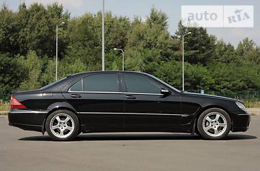 Седан Mercedes-Benz S-Class 2004 в 