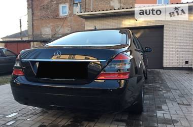 Седан Mercedes-Benz S-Class 2007 в Бердянске