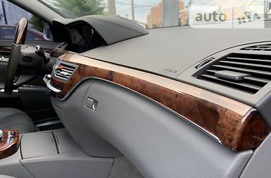 Седан Mercedes-Benz S-Class 2006 в 