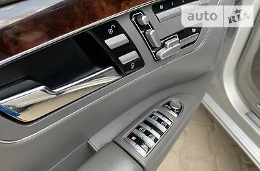 Седан Mercedes-Benz S-Class 2006 в 