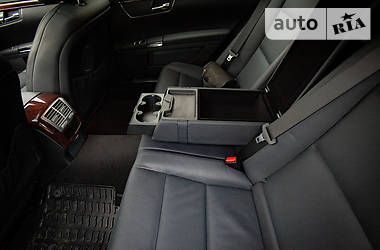 Седан Mercedes-Benz S-Class 2013 в 