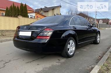 Седан Mercedes-Benz S-Class 2009 в 