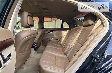 Седан Mercedes-Benz S-Class 2009 в 