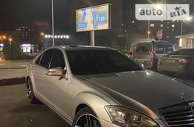 Седан Mercedes-Benz S-Class 2008 в Виннице