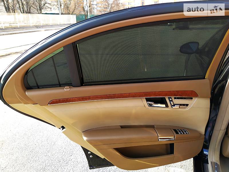 Седан Mercedes-Benz S-Class 2005 в Харкові