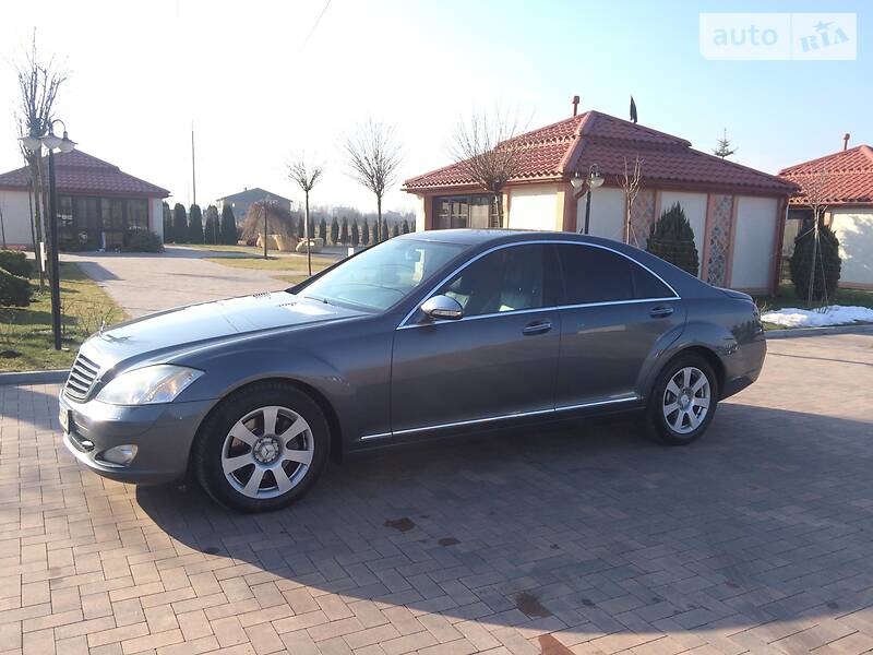 Седан Mercedes-Benz S-Class 2007 в 