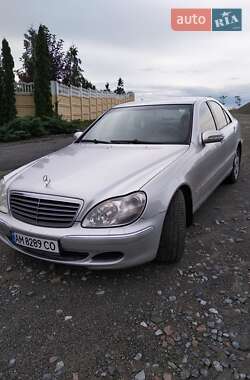 Седан Mercedes-Benz S-Class 2002 в 