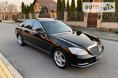 Седан Mercedes-Benz S-Class 2010 в Виннице