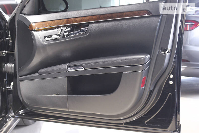 Седан Mercedes-Benz S-Class 2008 в Одесі фото 77 Седан Mercedes-Benz S-Class 2008 в Одесі