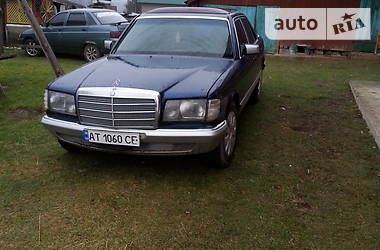 Лимузин Mercedes-Benz S-Class 1983 в Вижнице