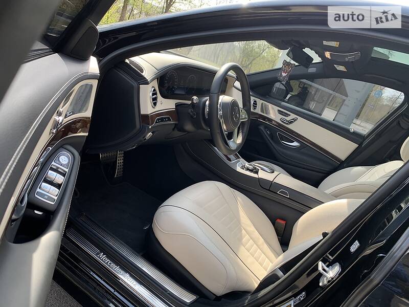 Седан Mercedes-Benz S-Class 2019 в Києві