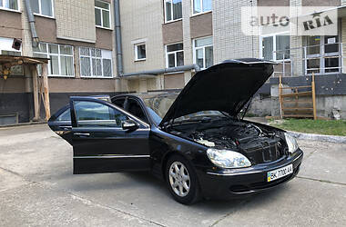 Седан Mercedes-Benz S-Class 2005 в 