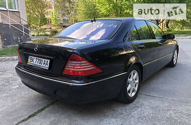 Седан Mercedes-Benz S-Class 2005 в 