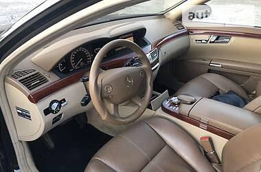 Седан Mercedes-Benz S-Class 2006 в 