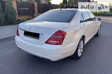 Седан Mercedes-Benz S-Class 2012 в Виннице