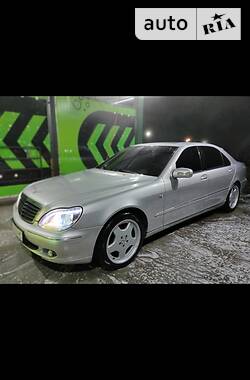 Седан Mercedes-Benz S-Class 2003 в Запоріжжі