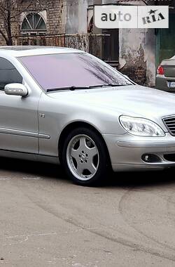 Седан Mercedes-Benz S-Class 2003 в Запоріжжі