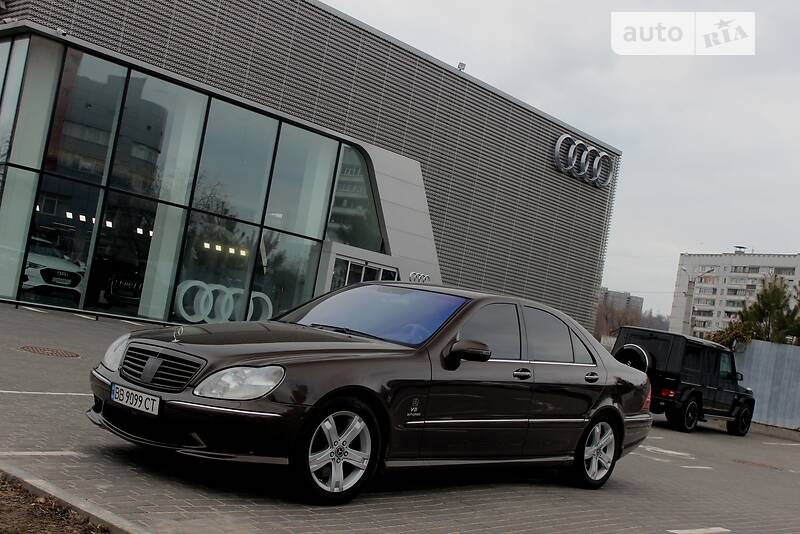 Mercedes-Benz S-Class 2001