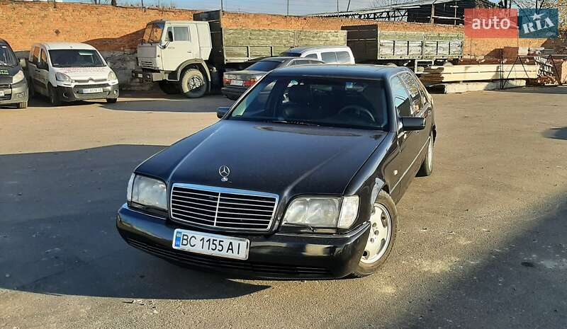 Mercedes-Benz S-Class 1998