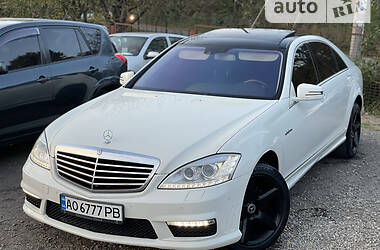 Седан Mercedes-Benz S-Class 2008 в Хусте