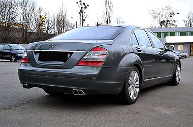 Седан Mercedes-Benz S-Class 2008 в 