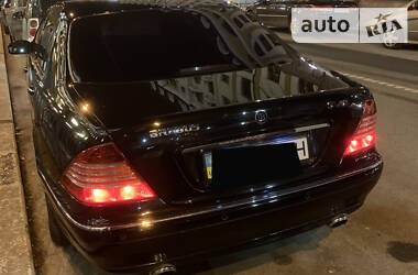 Седан Mercedes-Benz S-Class 2001 в  фото 17 Седан Mercedes-Benz S-Class 2001 в