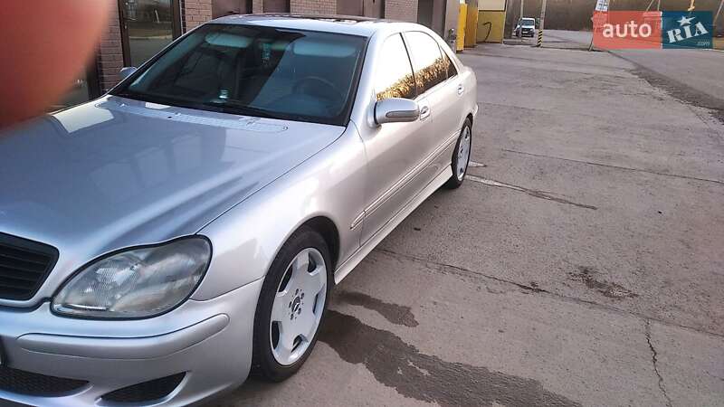 Седан Mercedes-Benz S-Class 1999 в Новоднестровске