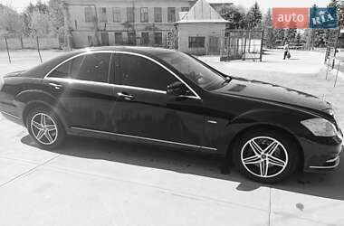 Седан Mercedes-Benz S-Class 2011 в 