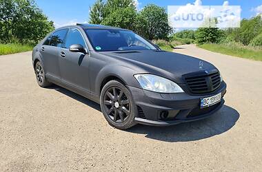 Седан Mercedes-Benz S-Class 2006 в Яворові