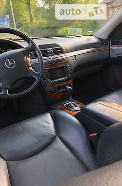 Седан Mercedes-Benz S-Class 2005 в Львове