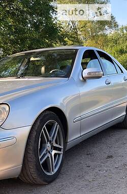 Седан Mercedes-Benz S-Class 2005 в Львове