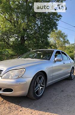 Седан Mercedes-Benz S-Class 2005 в Львове