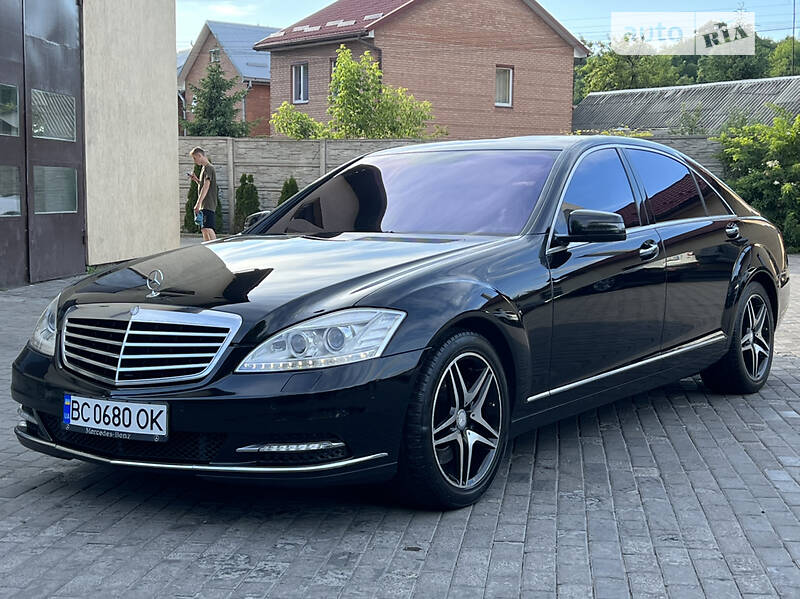 Седан Mercedes-Benz S-Class 2008 в Львові