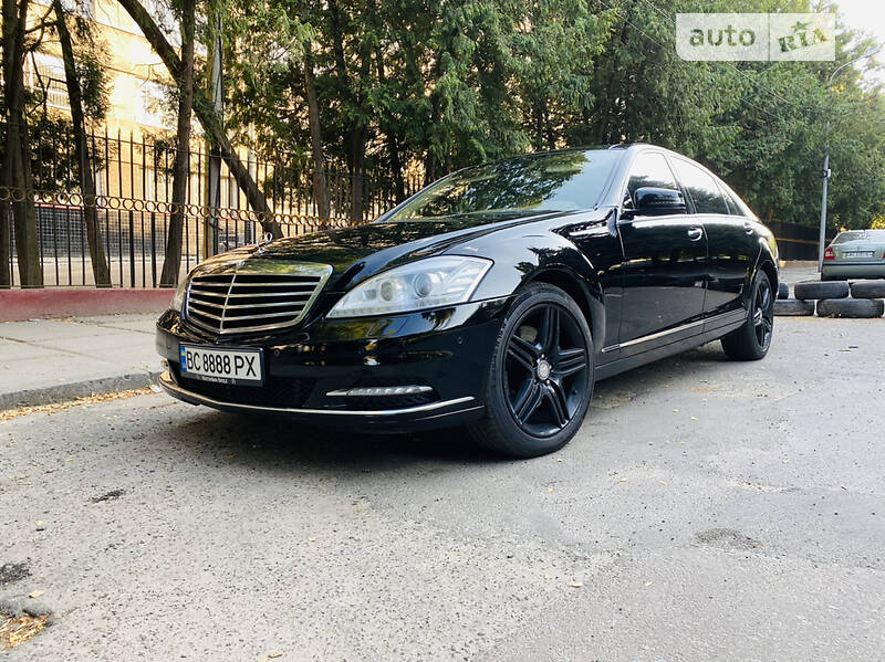 Седан Mercedes-Benz S-Class 2013 в Львові