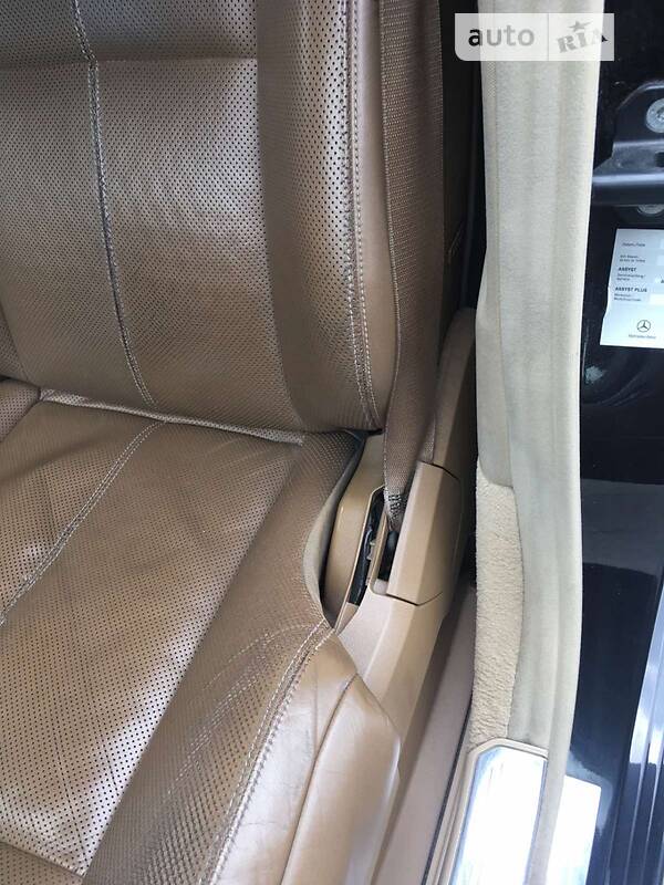 Седан Mercedes-Benz S-Class 2005 в Шептицькому