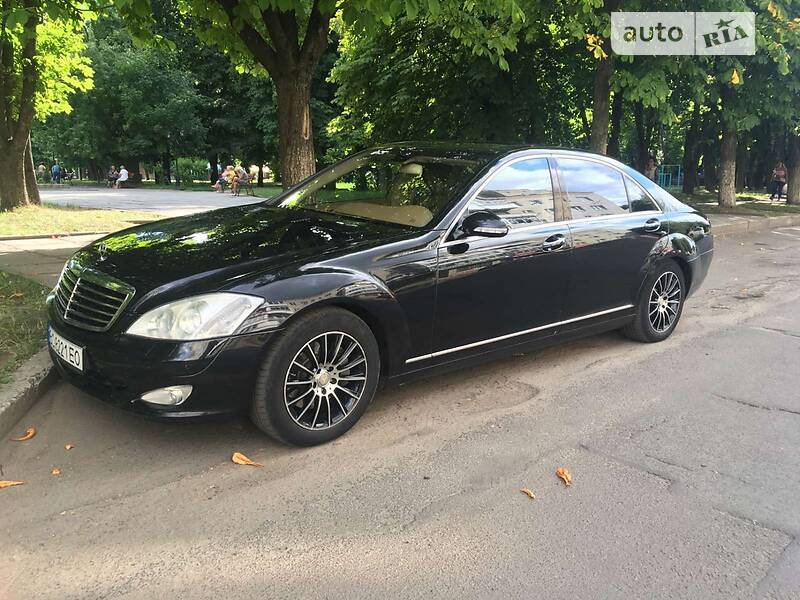 Mercedes-Benz S-Class 2005 Mercedes-Benz S-Class 2005