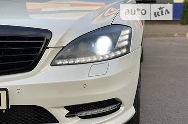 Седан Mercedes-Benz S-Class 2011 в Кривому Розі