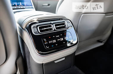 Седан Mercedes-Benz S-Class 2021 в 