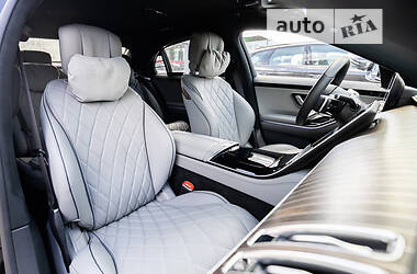 Седан Mercedes-Benz S-Class 2021 в 
