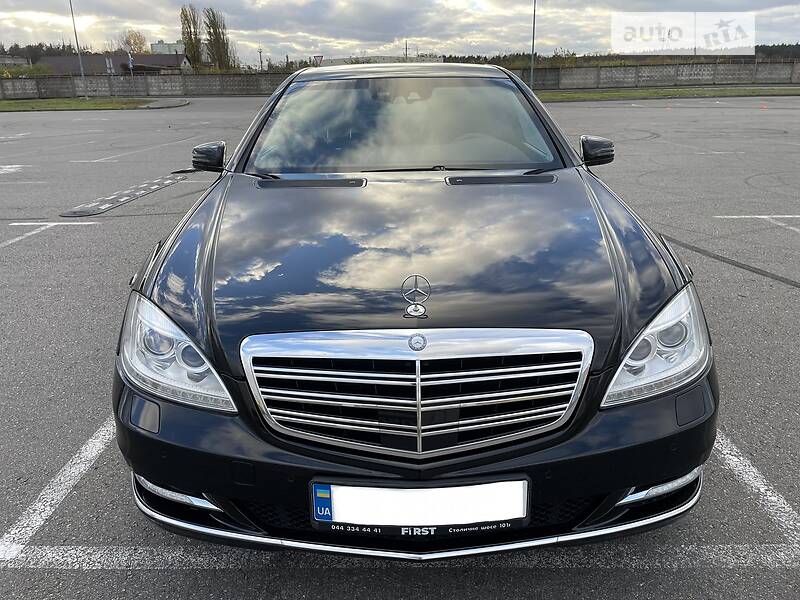 Седан Mercedes-Benz S-Class 2010 в Києві