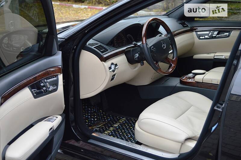 Седан Mercedes-Benz S-Class 2006 в Одесі