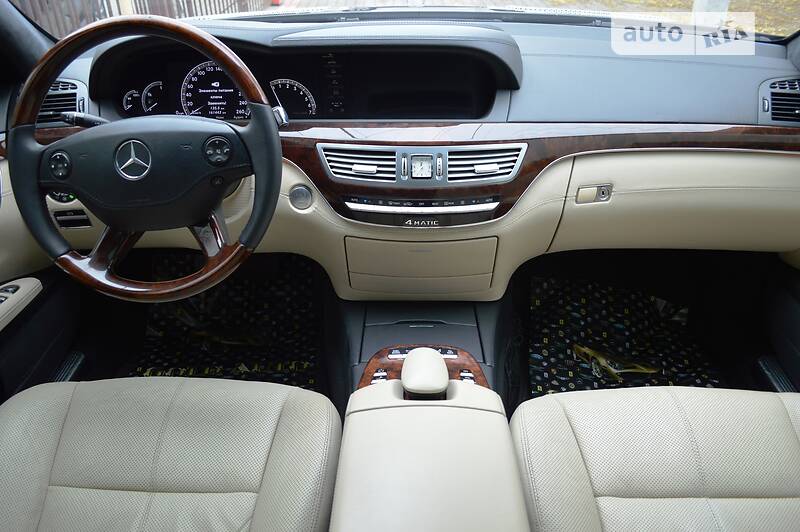 Седан Mercedes-Benz S-Class 2006 в Одесі