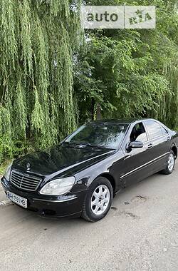 Седан Mercedes-Benz S-Class 2000 в Смеле