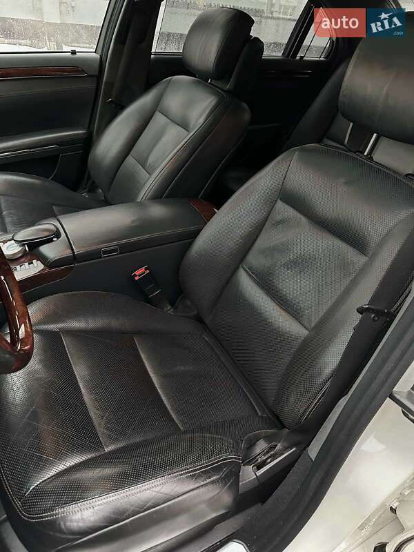 Седан Mercedes-Benz S-Class 2012 в Виннице
