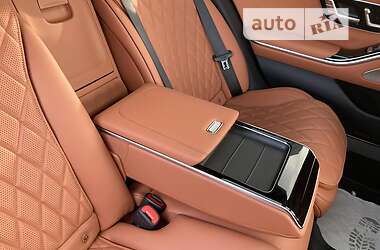 Седан Mercedes-Benz S-Class 2022 в 